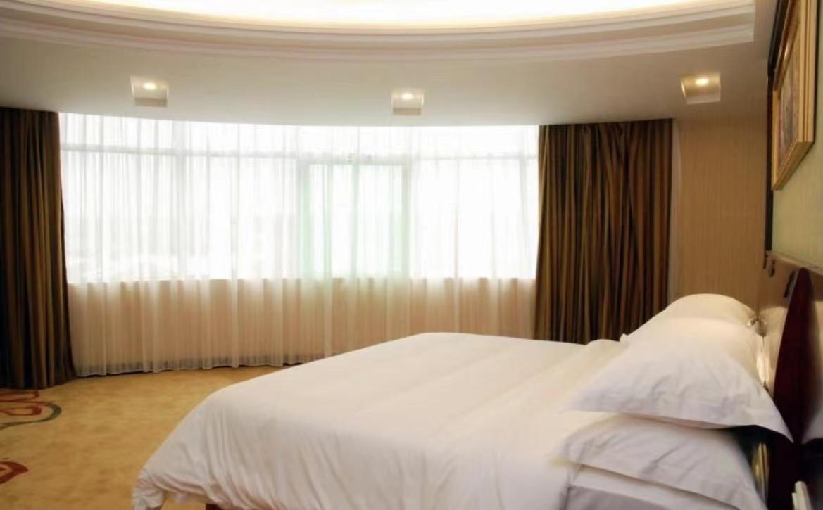 Vienna Hotel Dongguan Houjie Exhibition Center Εξωτερικό φωτογραφία
